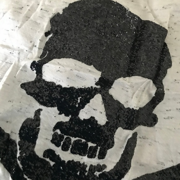 Racerback Skull & Bones Tank - Picture 6 of 6